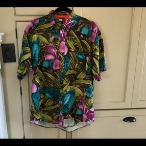 Men’s Tommy Hilfiger button down shirt